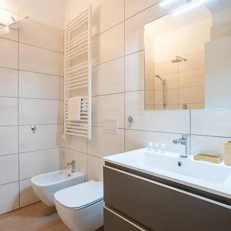 Apartamento Centre - 10 Minutes To Duomo - Free Wifi E Netflix *